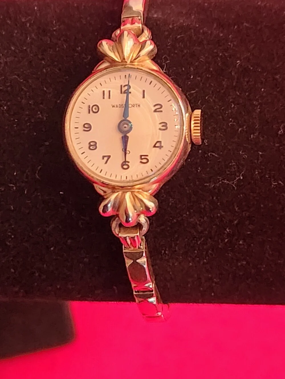 Vintage Wadsworth Ladies Wristwatch Ref 714 - 10K R.G.F. Bezel, Stainless Back,